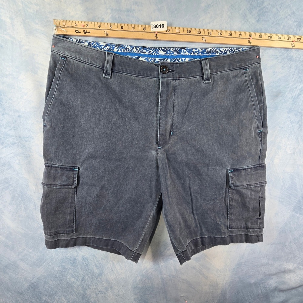 Tommy Bahama Mens Cargo Shorts Size 38 Faded Black Stretch Cotton Tropical Liner